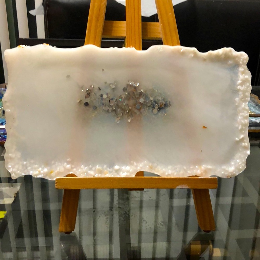 Geode tray